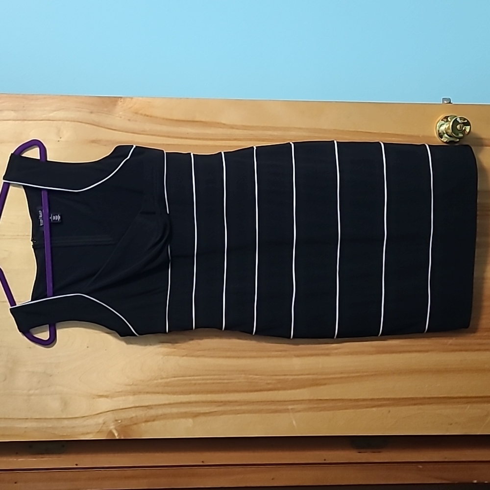 WHBM Instantly Slimming Dress